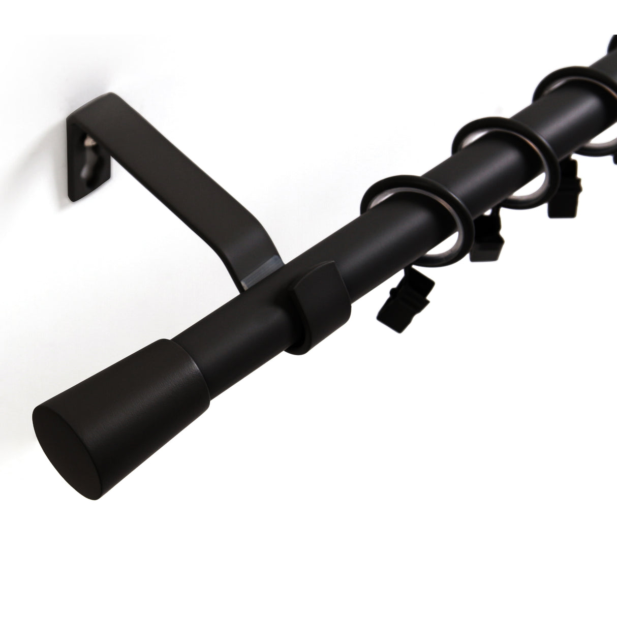 Gardinenstange 19mm 1-läufig Schwarz mit Kegel Komplett-Set- Serie Liya