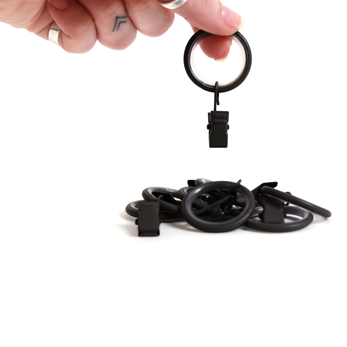 Gardinenstange 19mm 1-läufig Schwarz mit Kegel Komplett-Set- Serie Liya