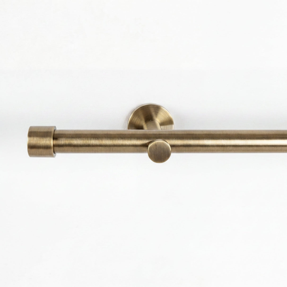 Custom-made curtain rod 25mm 1-track black matt with cap - Style series