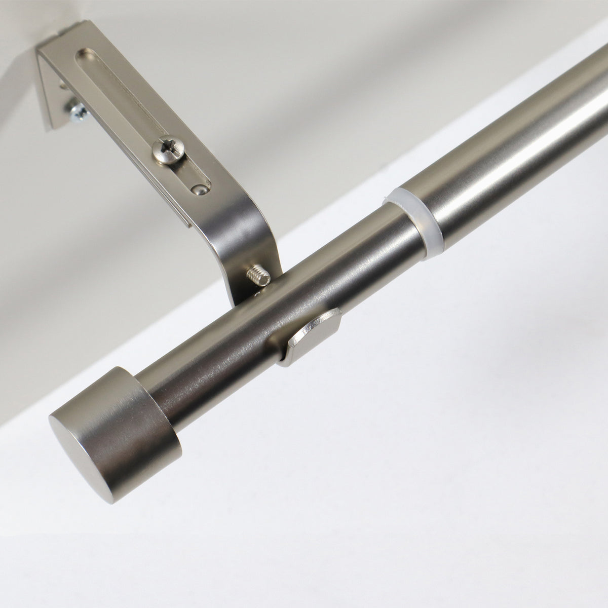 Gardinenstange ausziehbar Flexa Edelstahl-optik Kappe 19mm – Deco-Raum®